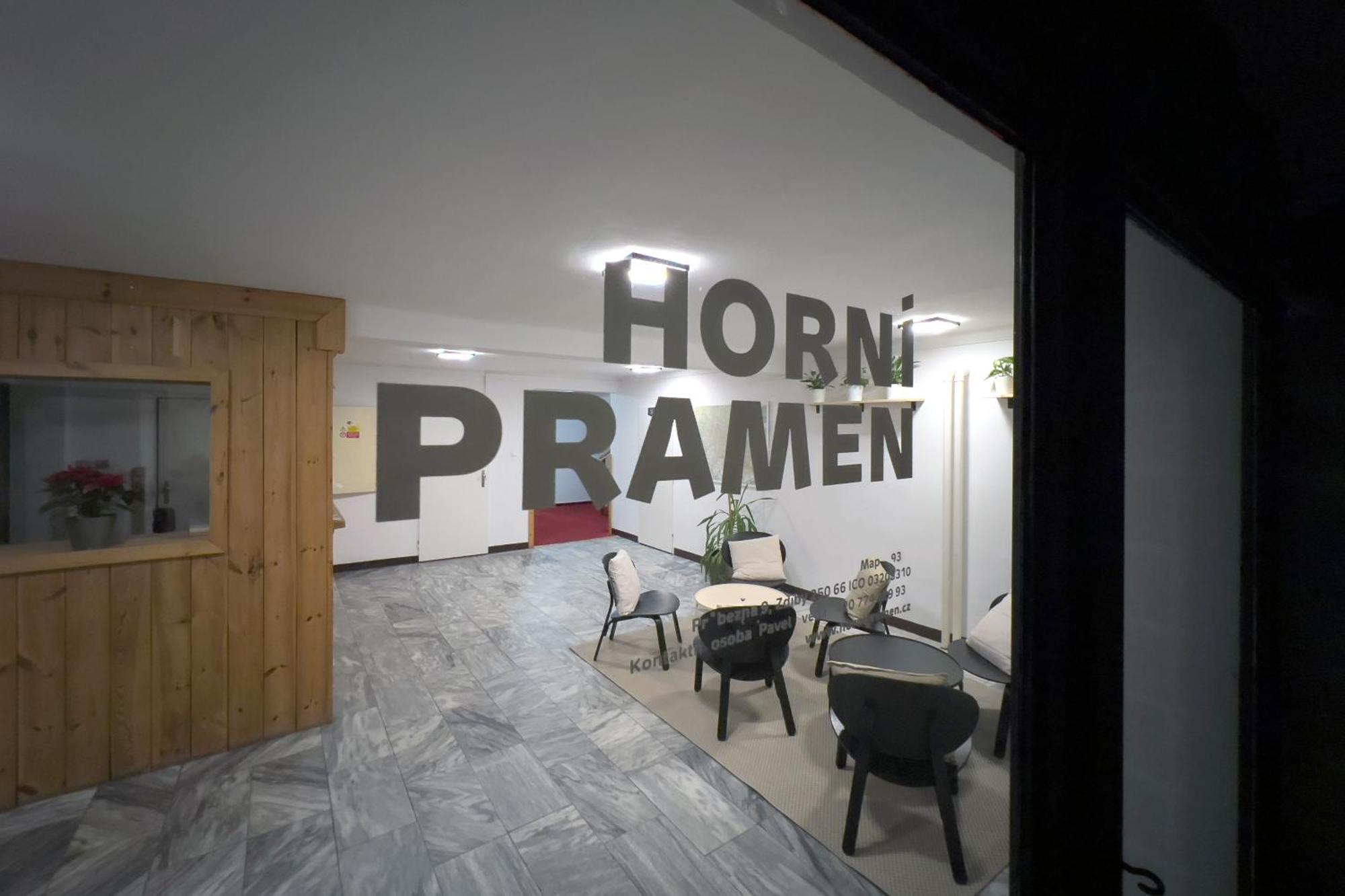 Hotel Horni Pramen スピンドレルフ・ムリン エクステリア 写真